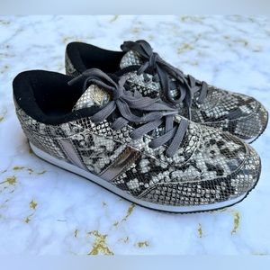 Volatile Snake Print Sneakers - Black and Gray